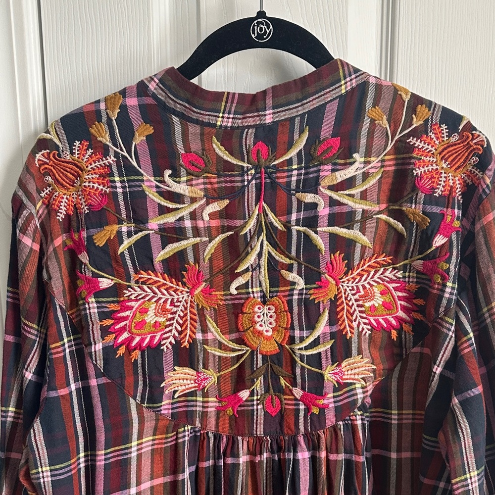 Embroidered Johnny Was V-neck Plaid Burgundy Floral size XL - Picture 7 of 10